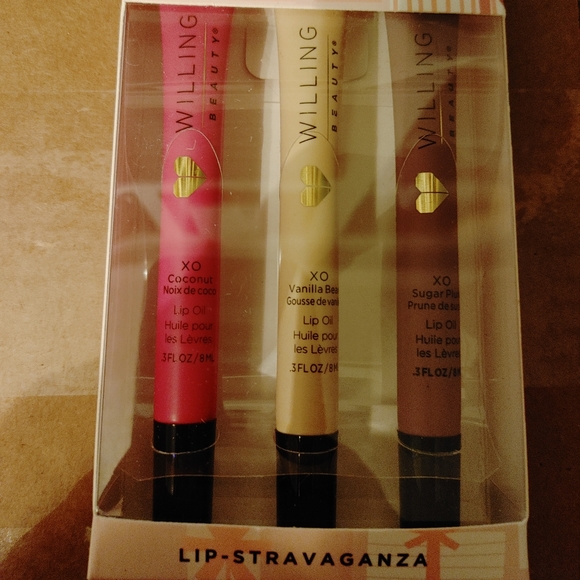 Willing Beauty lip oil trio - Picture 1 of 1
